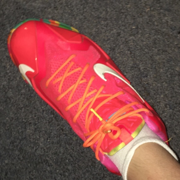 Nike - Picture 7 of 8